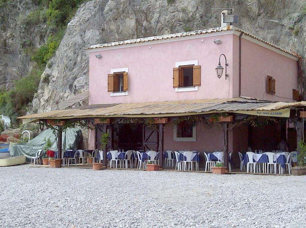 Casa Della Marina - Beach, Seaview, Wifi Конка-дей-Марини Экстерьер фото