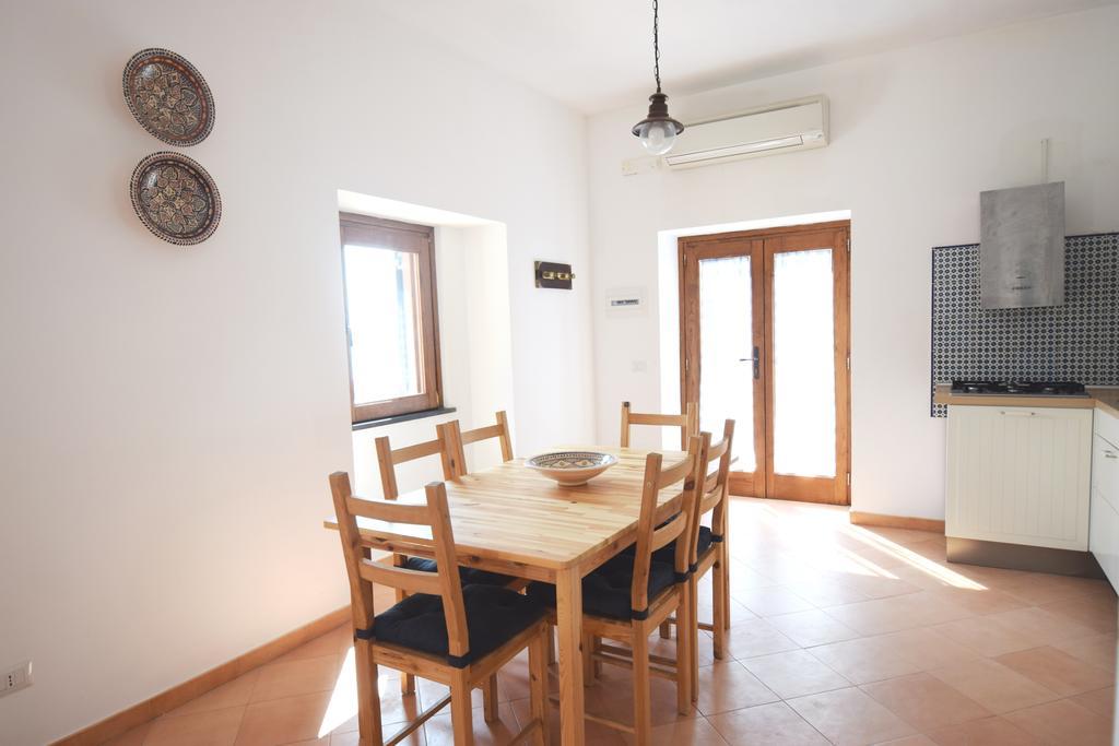Casa Della Marina - Beach, Seaview, Wifi Конка-дей-Марини Экстерьер фото